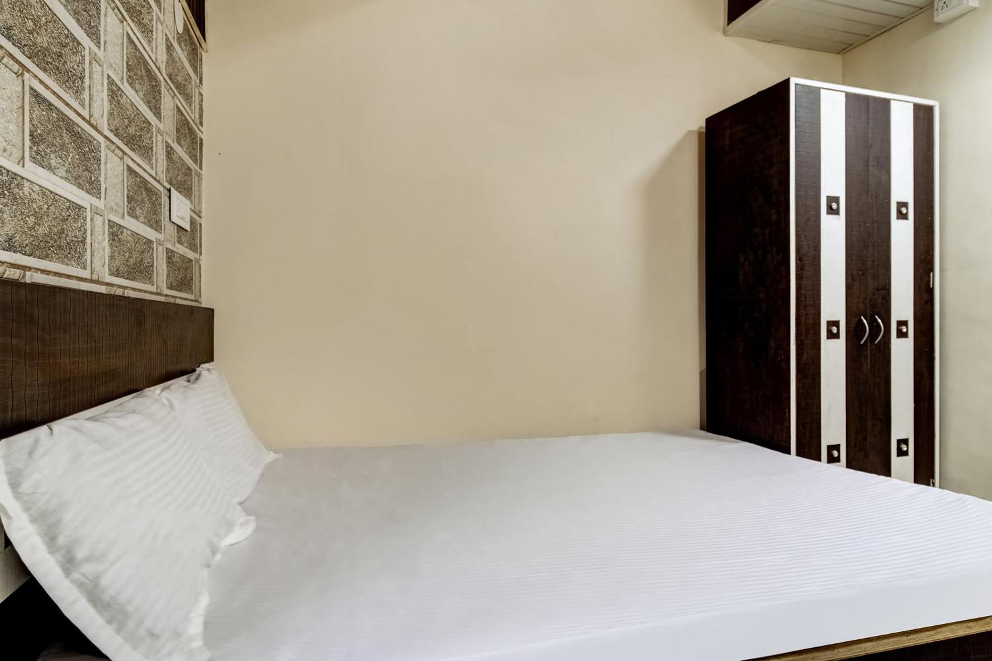 SPOT ON 61441 Sangam Relax Point Hotel Amarnath Bagian luar foto