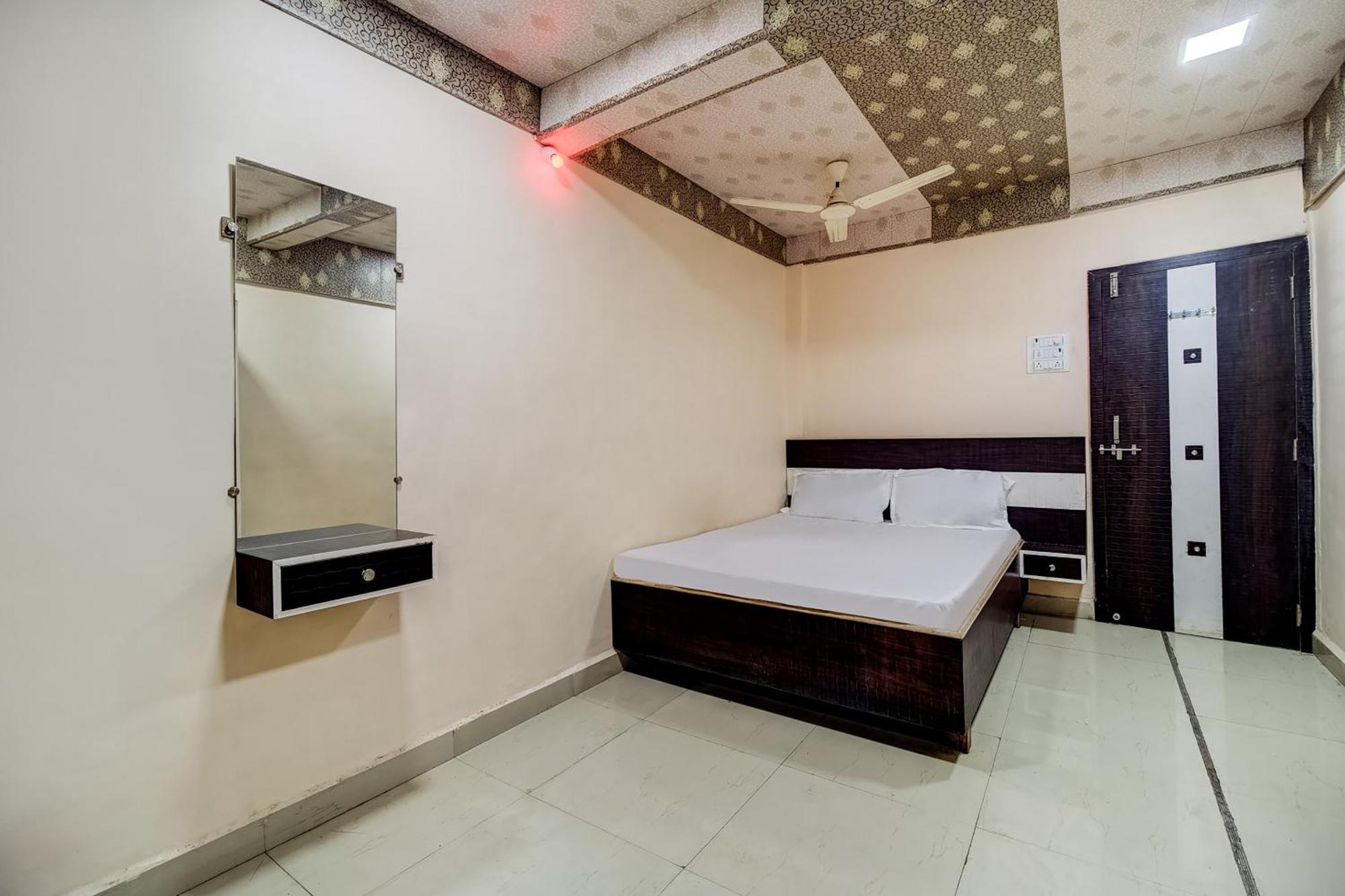 SPOT ON 61441 Sangam Relax Point Hotel Amarnath Bagian luar foto