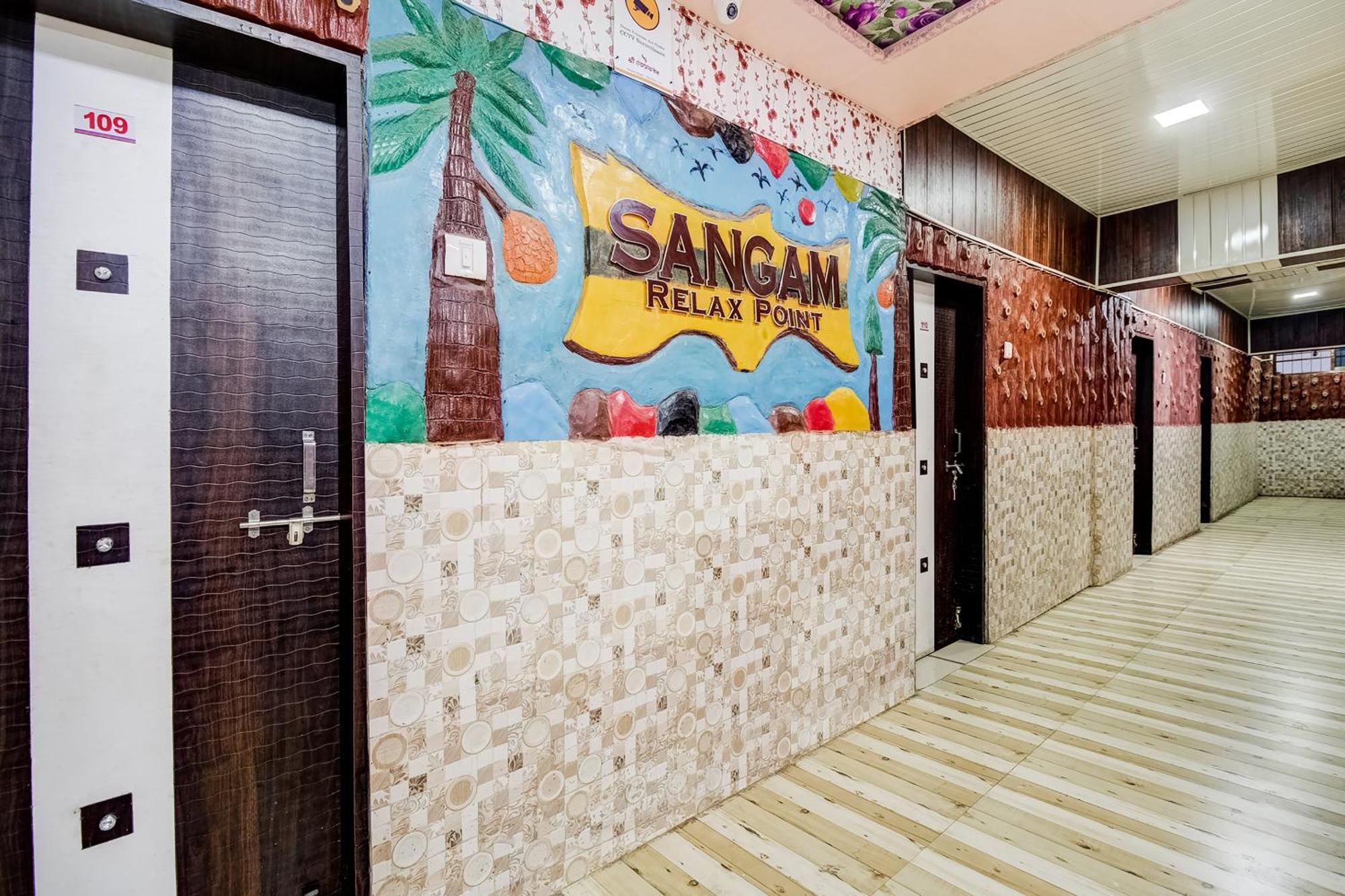 SPOT ON 61441 Sangam Relax Point Hotel Amarnath Bagian luar foto
