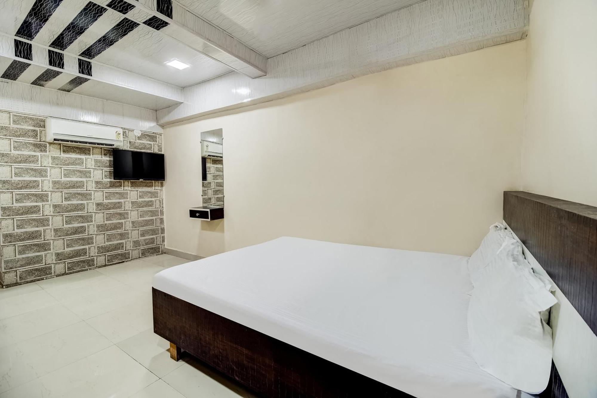 SPOT ON 61441 Sangam Relax Point Hotel Amarnath Bagian luar foto