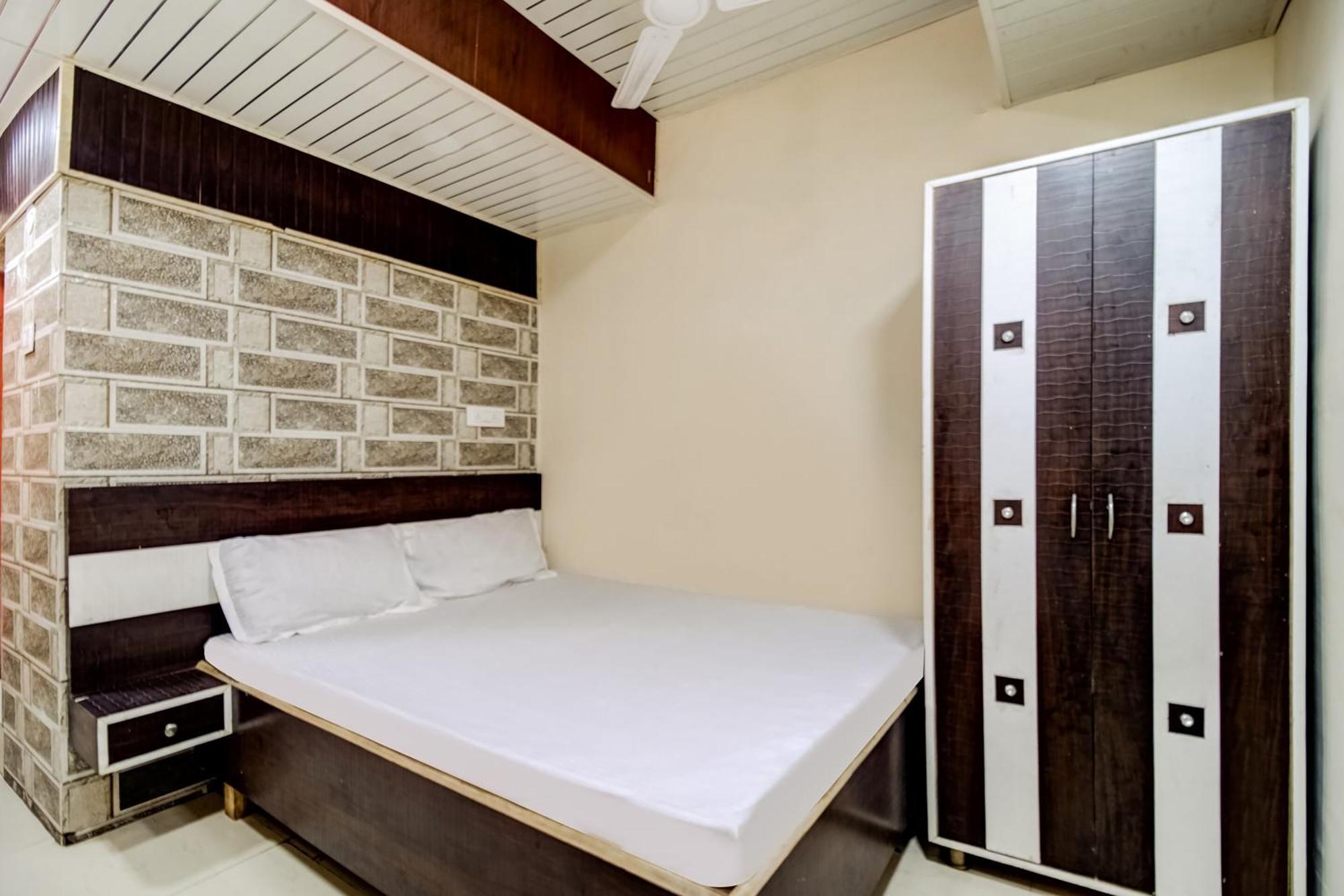 SPOT ON 61441 Sangam Relax Point Hotel Amarnath Bagian luar foto